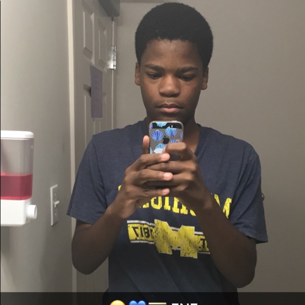 Meet your Posher, Carlrus